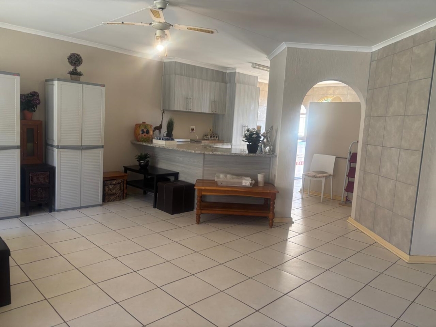 2 Bedroom Property for Sale in Heuwelsig Free State